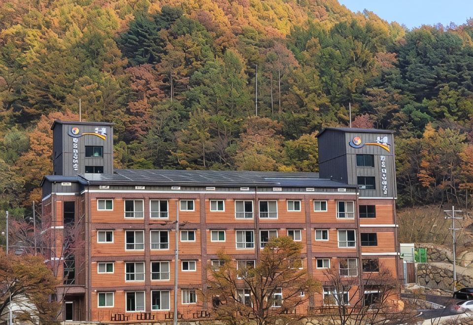 지리산정자나무펜션